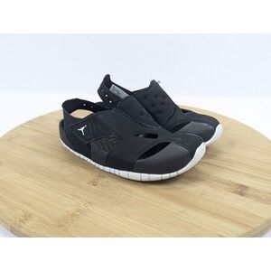 jordan sandals infant